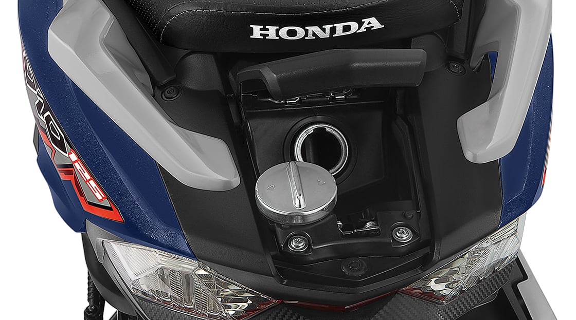 Honda-Dio-125-_-Special-Edition-_-Double-Lid-External-Fuel-Fill-_-1120-x-623px